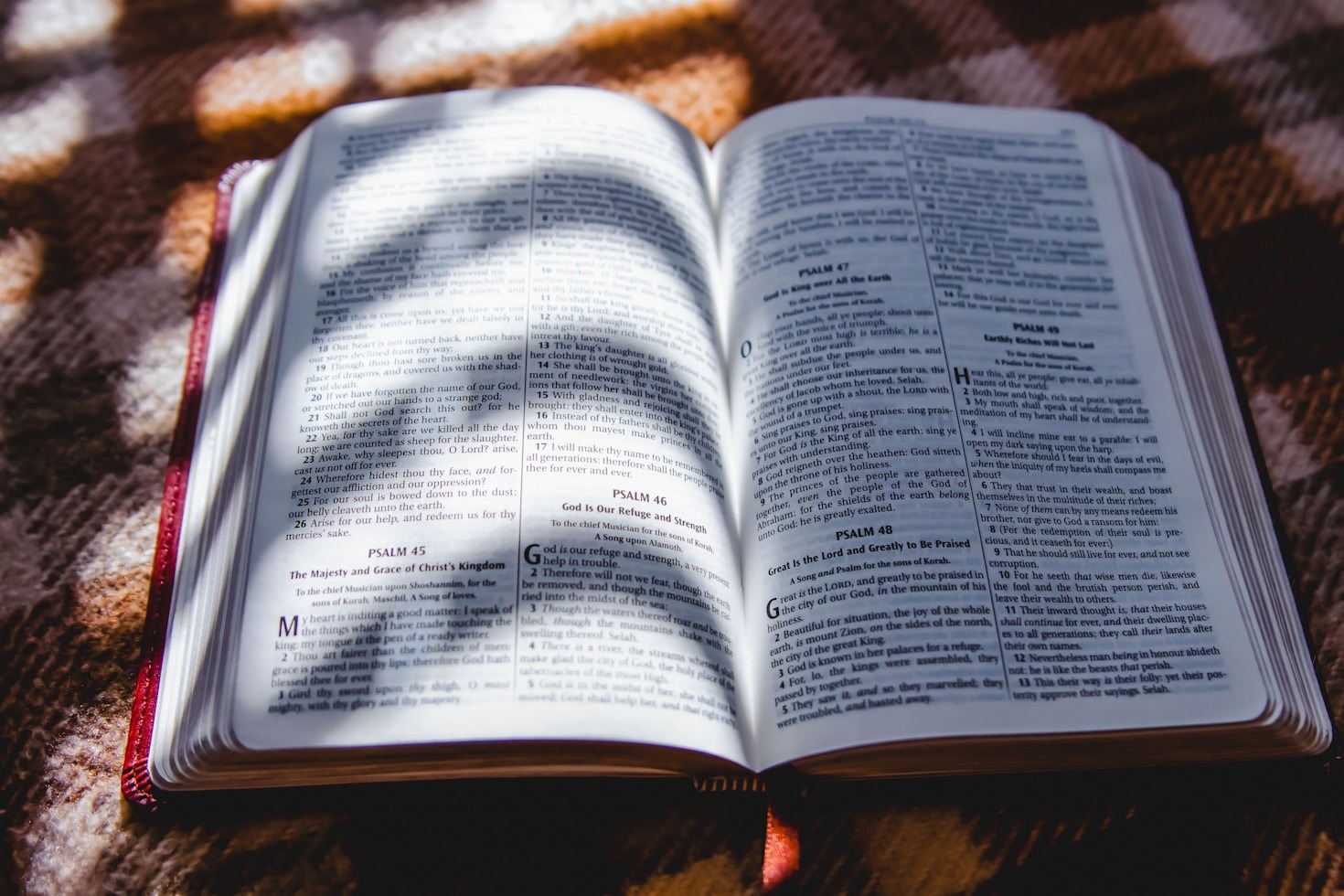 Integrating Faith and Knowledge for Holistic Education